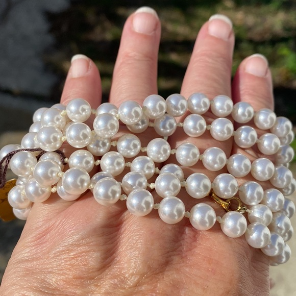 Vintage Marvella Pearl Necklace 54 inch - Picture 7 of 9